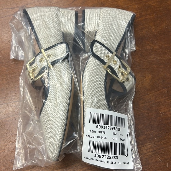 J Crew Teagan Mary Jane heels in Spanish canvas
CH276 - Picture 2 of 4